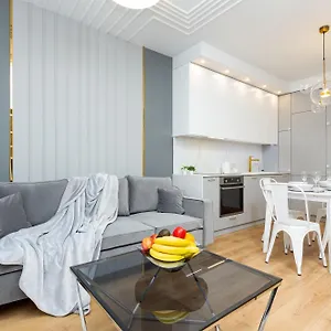  Apartament One Bedroom In Center By Renters Prestige